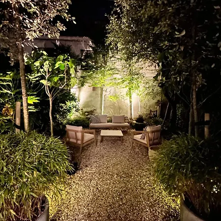 Wonderful With Beautiful Garden And Kitchen * デン・ハーグ