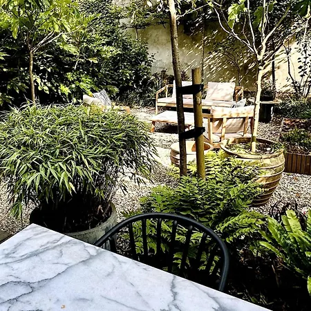 Wonderful With Beautiful Garden And Kitchen * デン・ハーグ